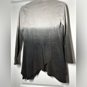 Testimony Los Angeles Gradient Gray Women's Open Cardigan